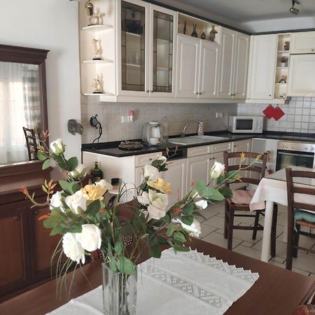 Sunny Central New Classic House Heraklion  ภายนอก รูปภาพ